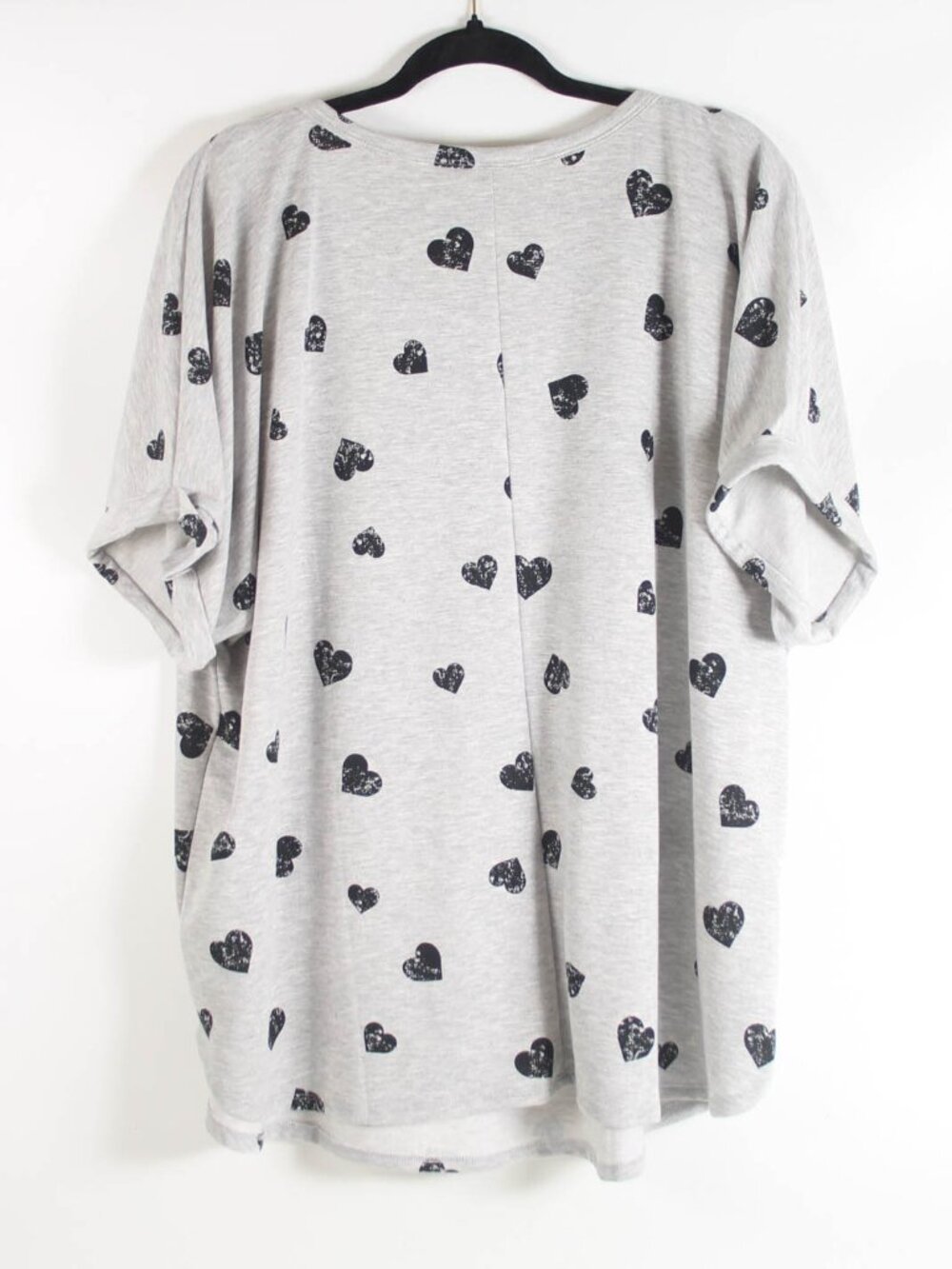 Kim & Cami 2X Gray Heart Print Tunic Top Dolman Sleeve Soft Sweatshirt Knit - Picture 4 of 9